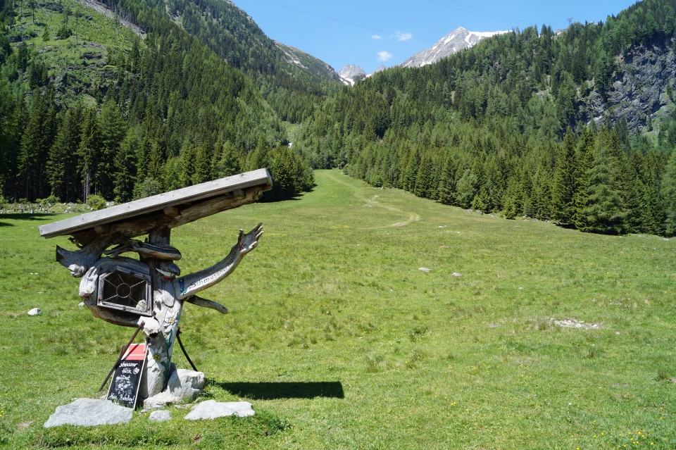 Wegweiser: Eingang Seebachtal